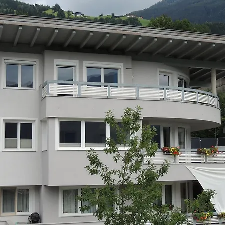 Haus Max Hart im Zillertal
